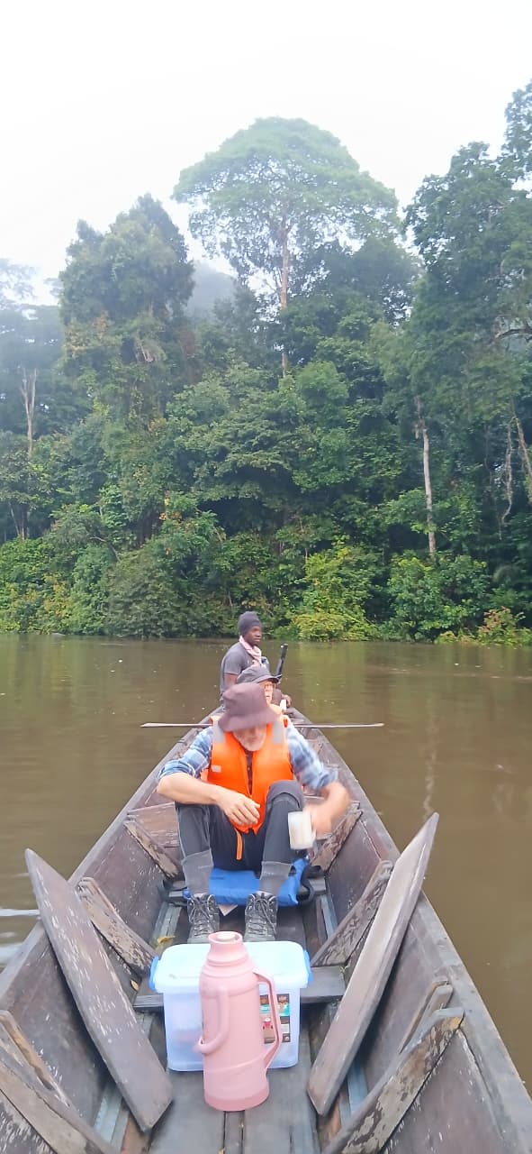 Longboat op de rivier